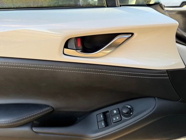 Used 2024 MAZDA MX-5 Miata RF Grand Touring w/ Weather Package image 15