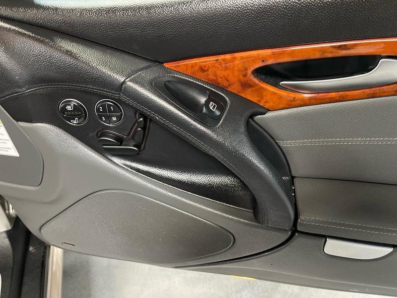 Used 2004 Mercedes-Benz SL 500 image 34