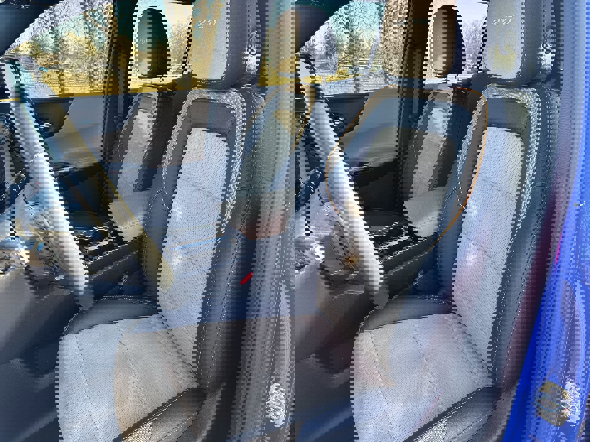 Used 2025 Chevrolet Equinox ACTIV w/ Safety and Technology Package image 11