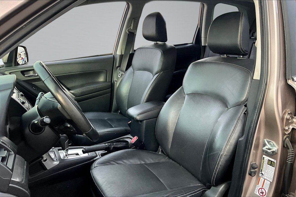 Used 2015 Subaru Forester 2.5i Limited AWD/4WD image 21