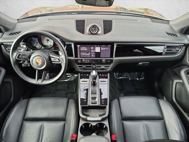 Used 2023 Porsche Macan S AWD/4WD image 22