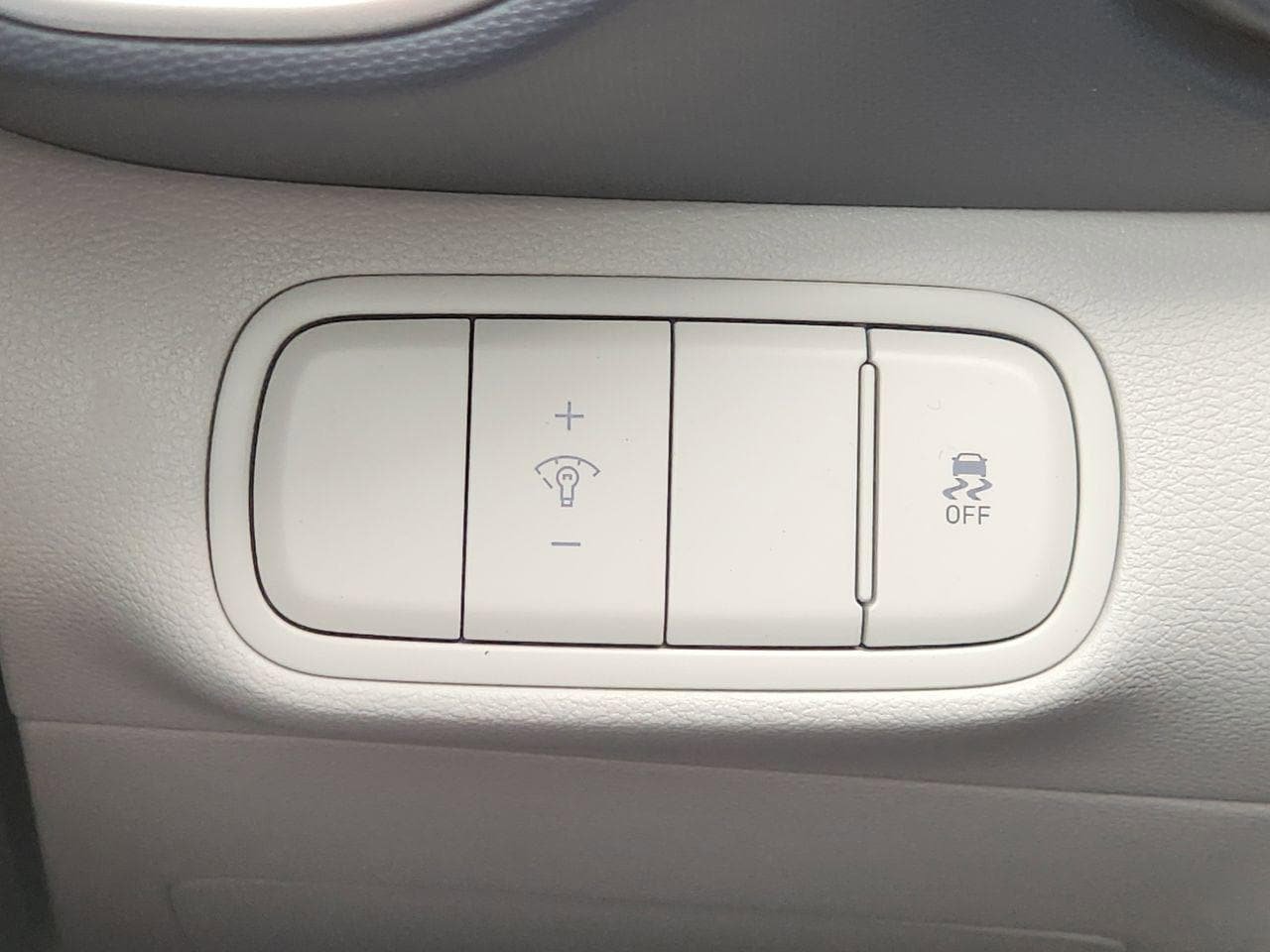New 2026 Hyundai Venue SEL FWD image 20