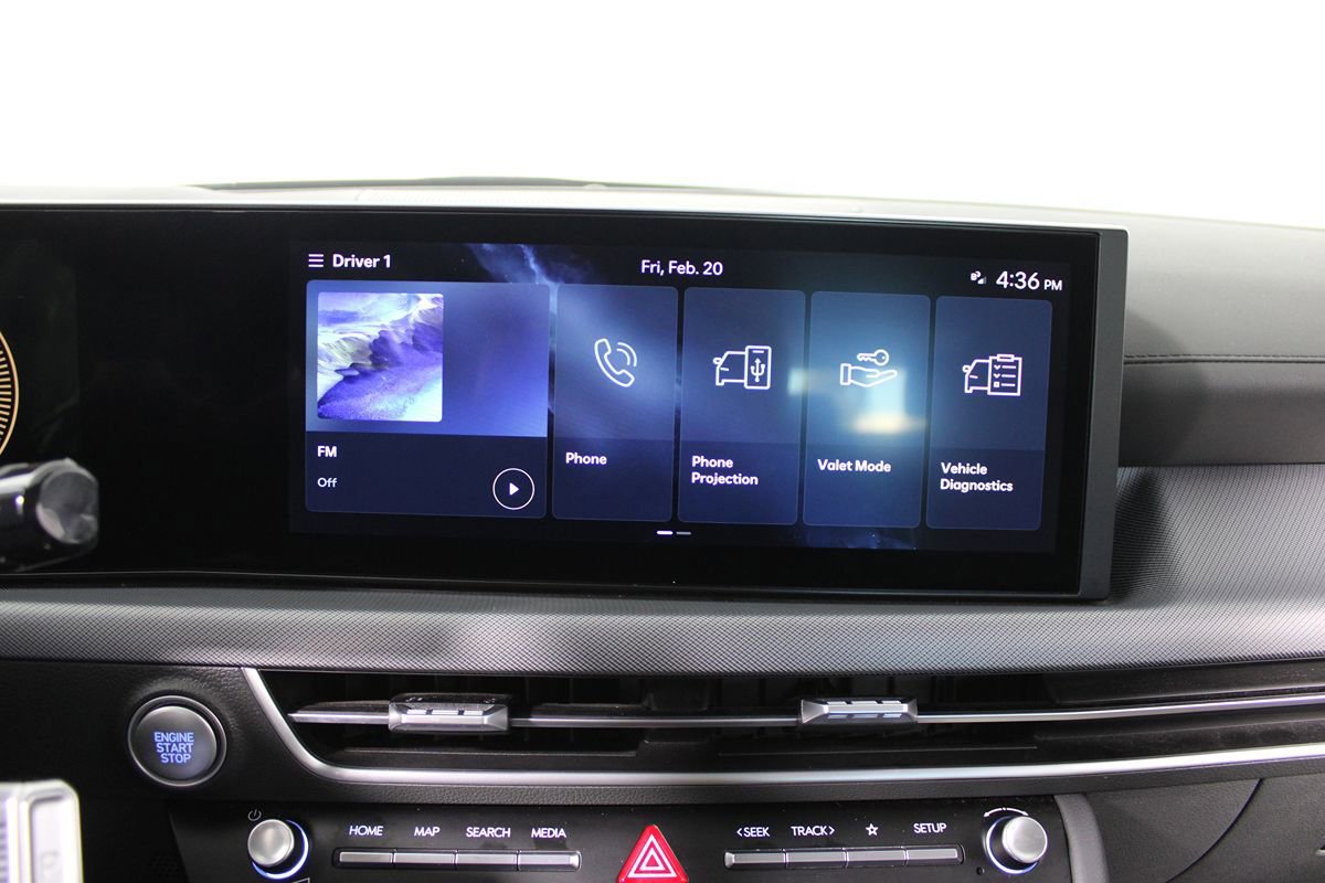 Used 2025 Hyundai Sonata SEL FWD image 10