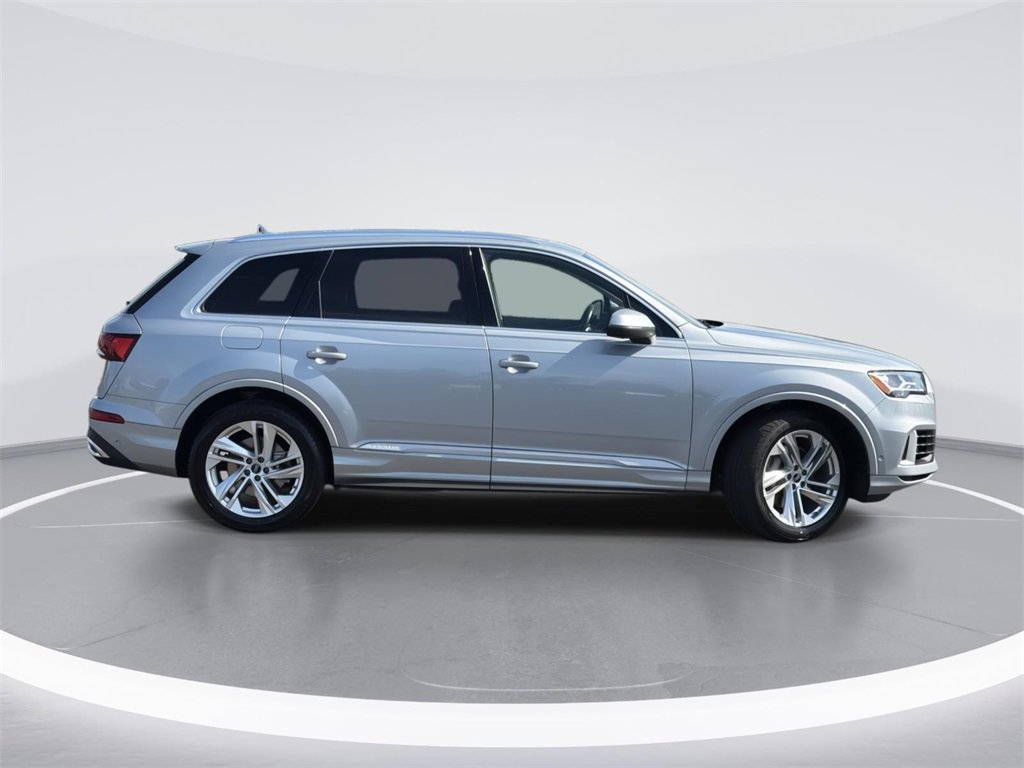 Used 2023 Audi Q7 3.0T Premium Plus image 3