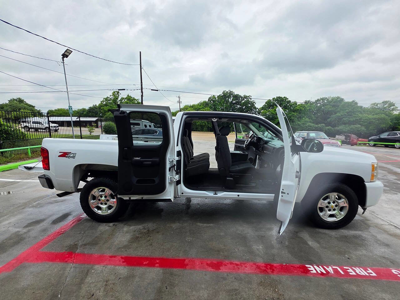 Used 2008 Chevrolet Silverado 1500 LT w/ Power Pack Plus AWD/4WD image 27