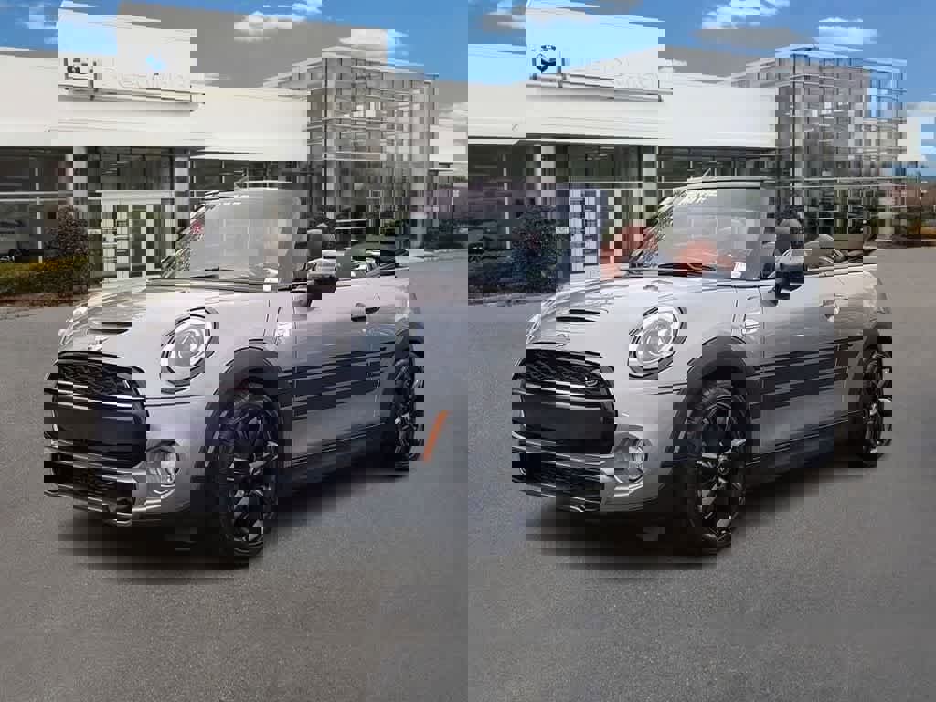 Used 2017 MINI Cooper S FWD image 1