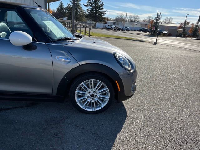 Used 2019 MINI Cooper S w/ Premium Package FWD image 17