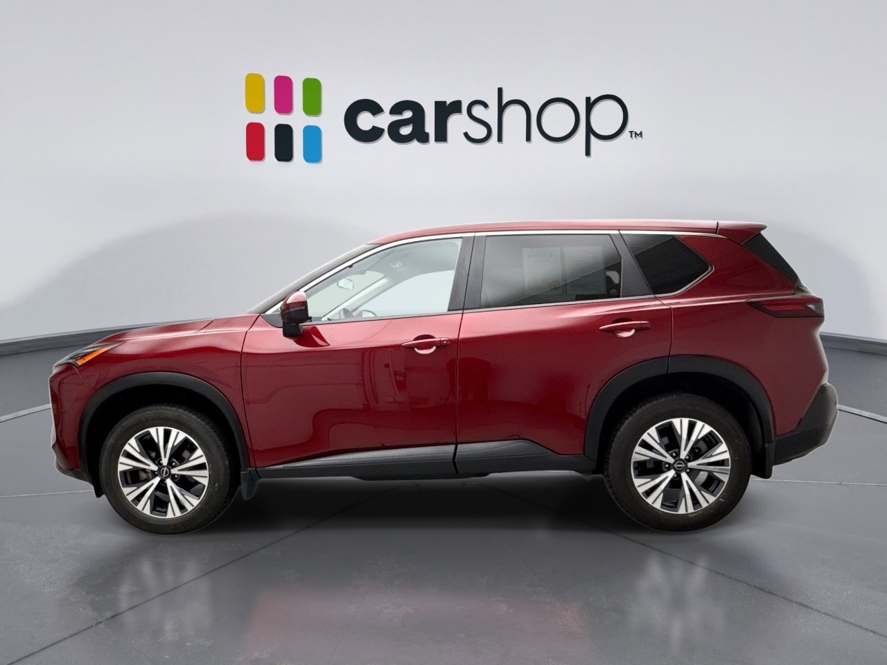 Used 2023 Nissan Rogue SV image 2