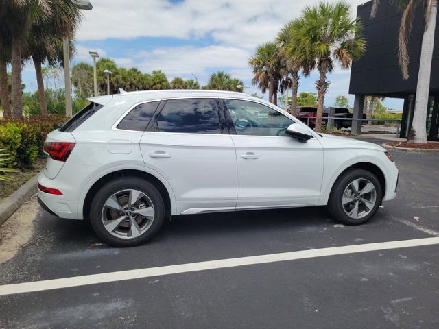 Certified 2023 Audi Q5 2.0T Premium Plus w/ Premium Plus Package image 4