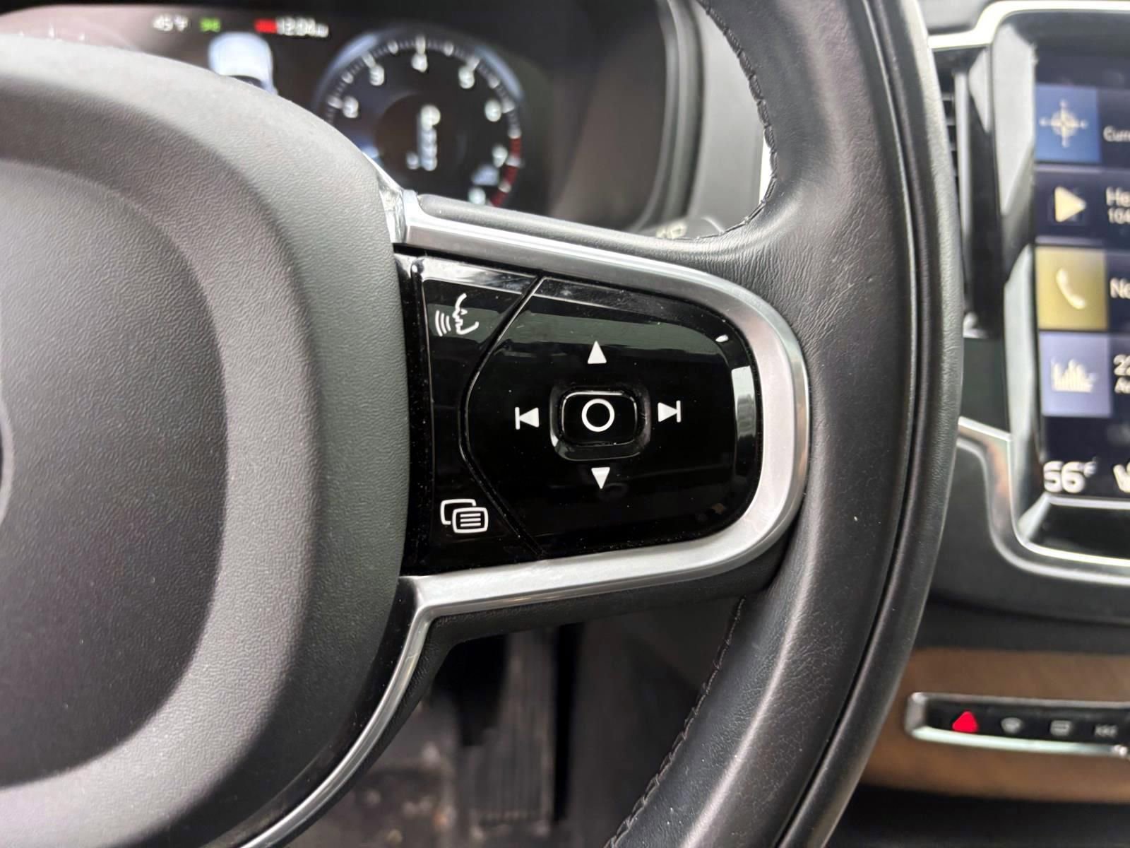 Used 2017 Volvo XC90 T6 Inscription w/ Vision Package image 19