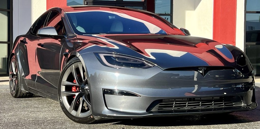 Used 2021 Tesla Model S Plaid image 10