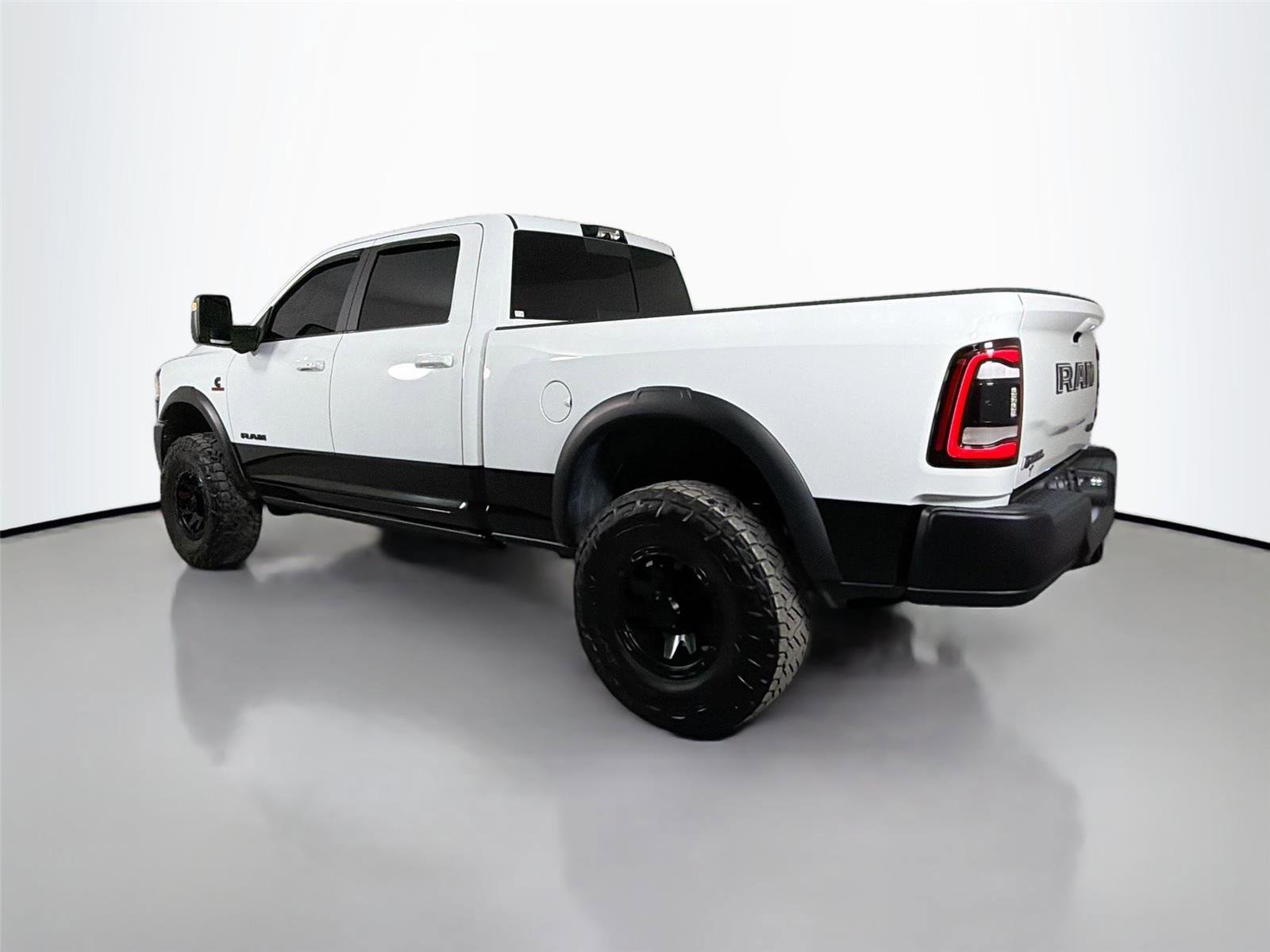 Used 2024 RAM 2500 Rebel w/ Towing Technology Group AWD/4WD image 8