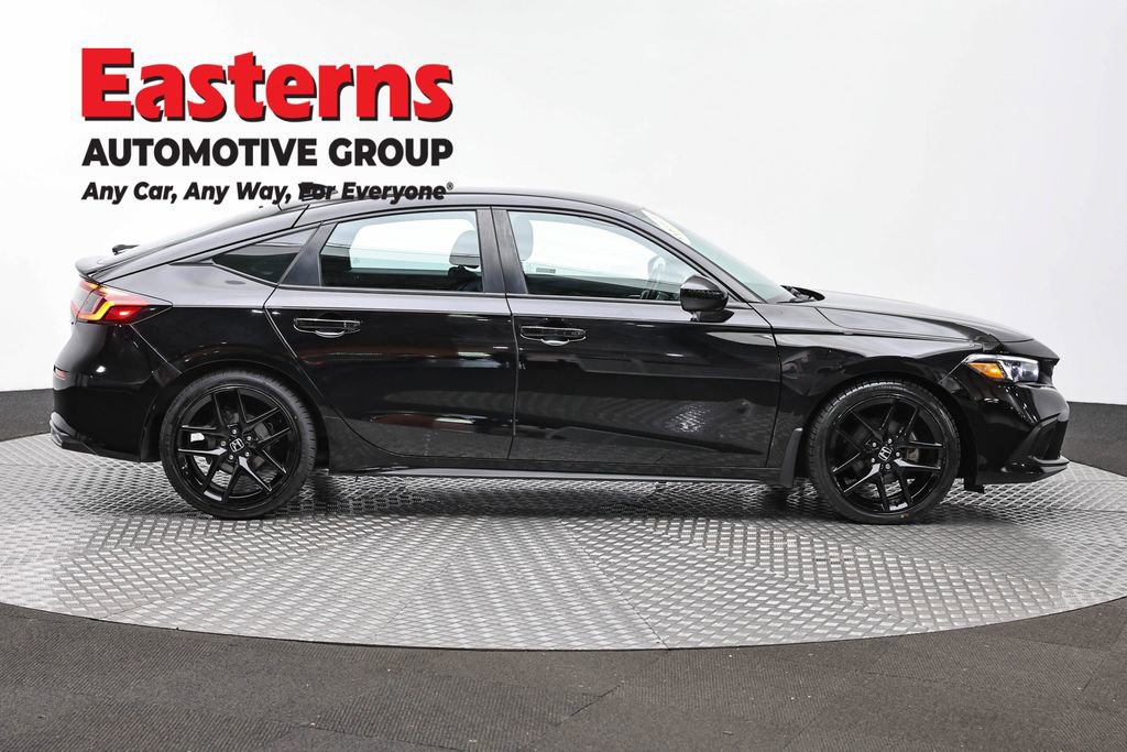 Used 2022 Honda Civic Sport image 4
