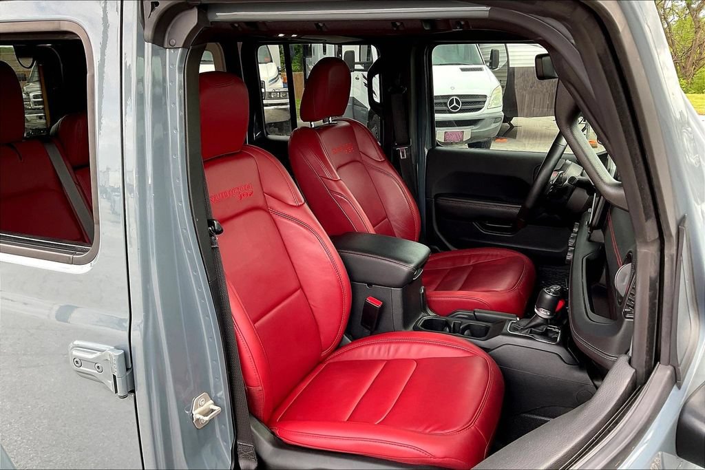 Used 2024 Jeep Wrangler Unlimited Rubicon 392 AWD/4WD image 16
