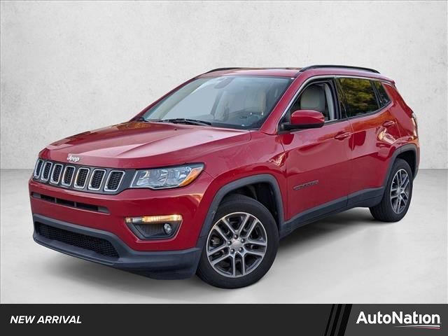 Used 2019 Jeep Compass Latitude FWD image 1