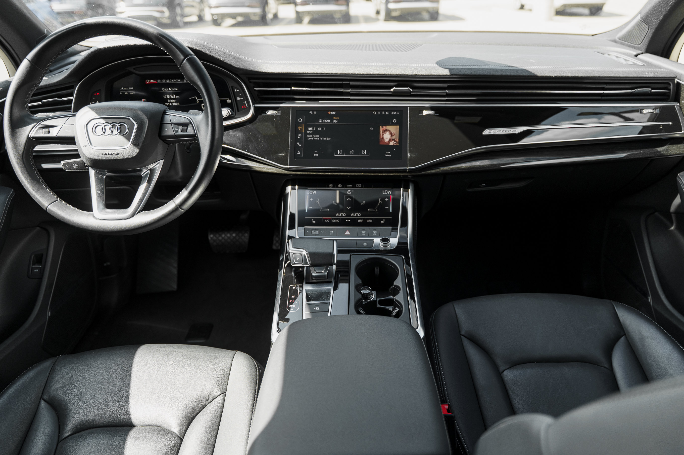 Certified 2025 Audi Q7 3.0T Premium Plus AWD/4WD image 8