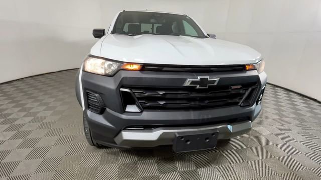 Used 2023 Chevrolet Colorado Trail Boss w/ Technology Package AWD/4WD image 13