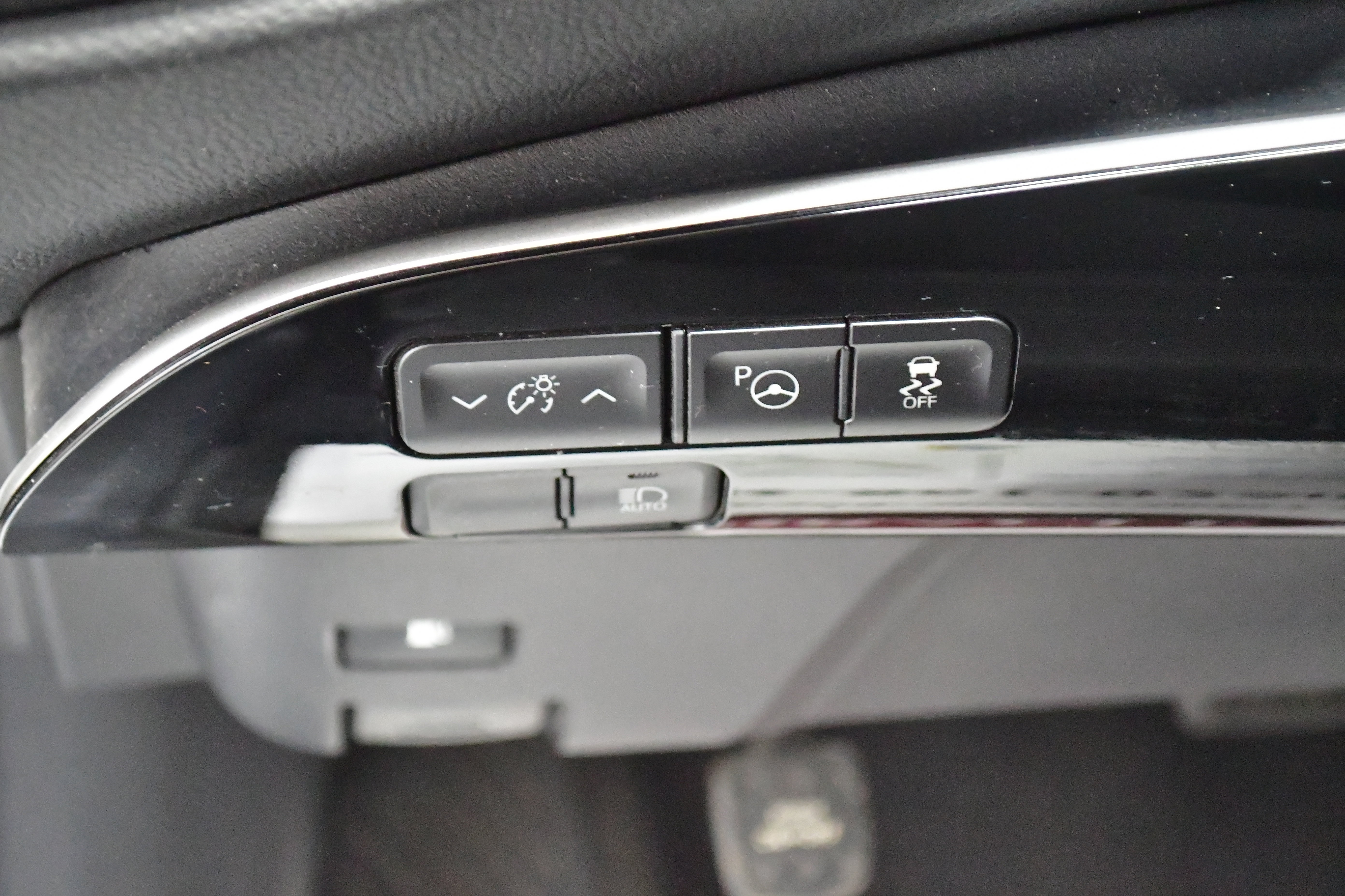 Used 2022 Toyota Prius LE image 23