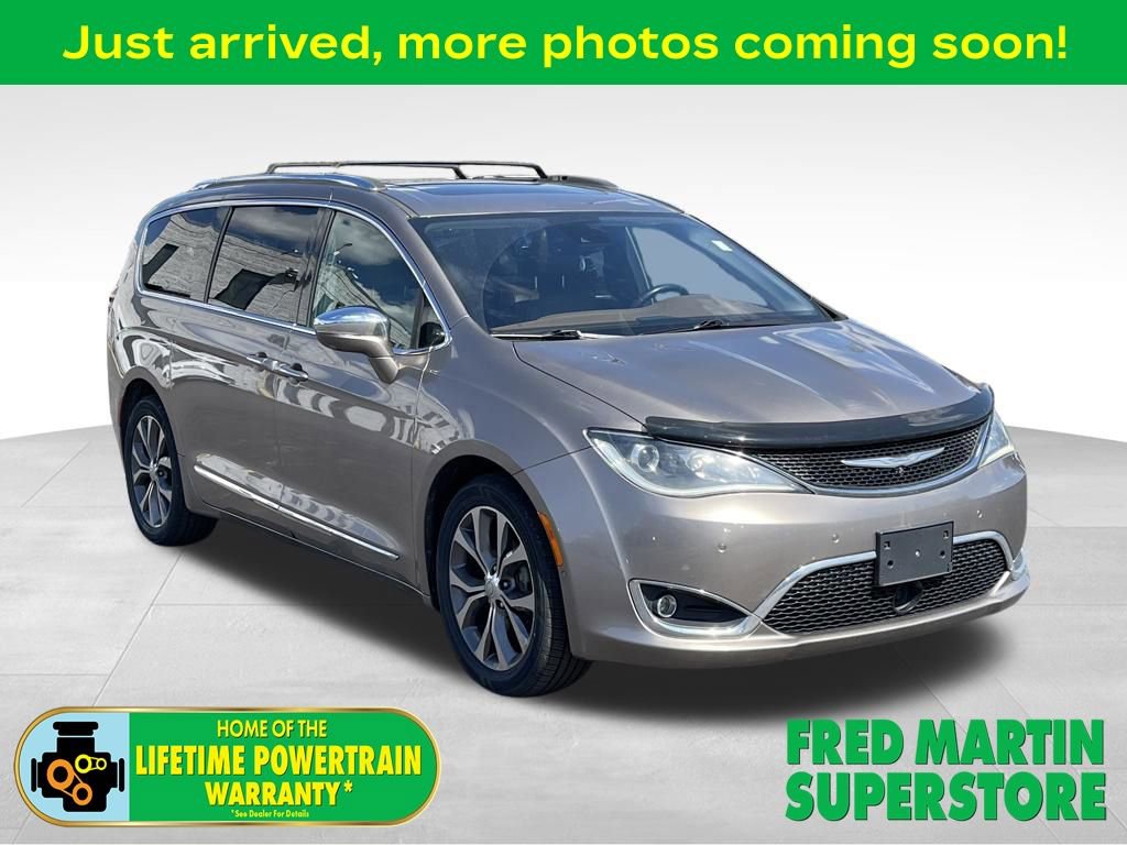 Used 2017 Chrysler Pacifica Limited