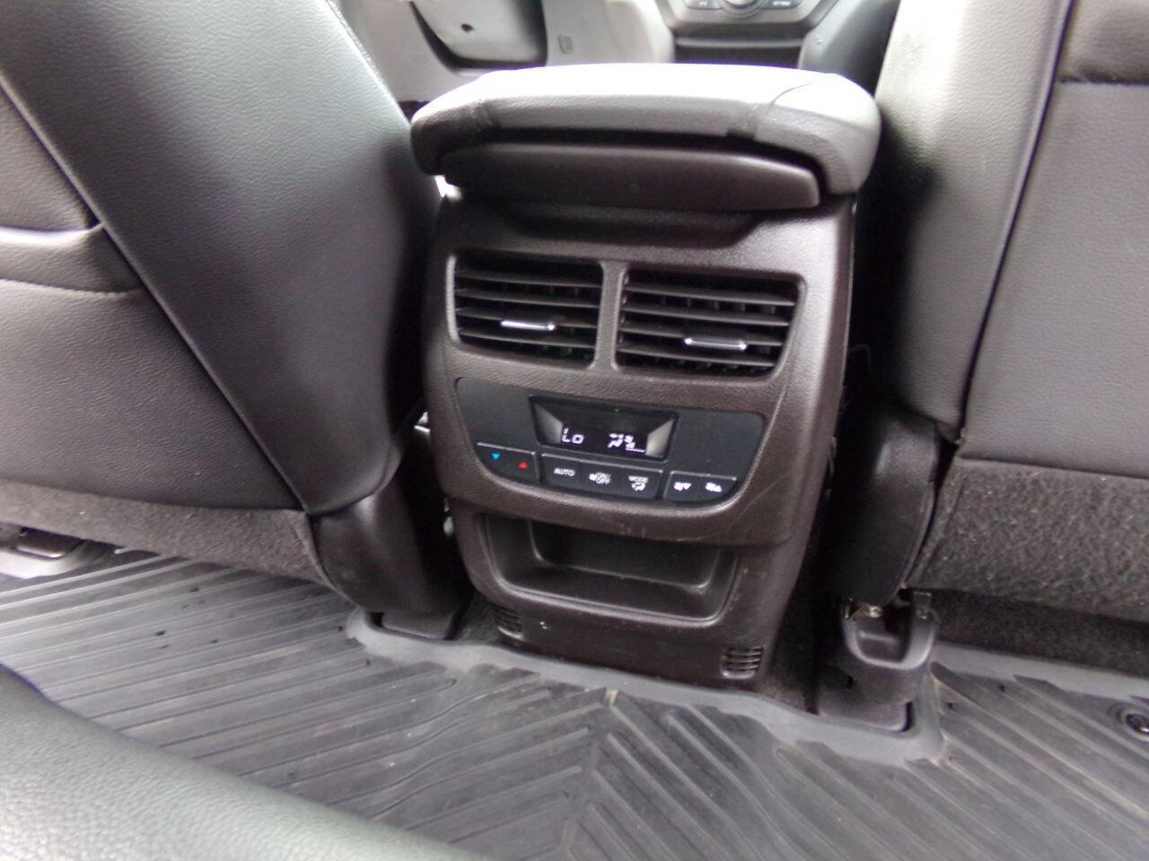 Used 2016 Acura MDX w/ Technology Package AWD/4WD image 27