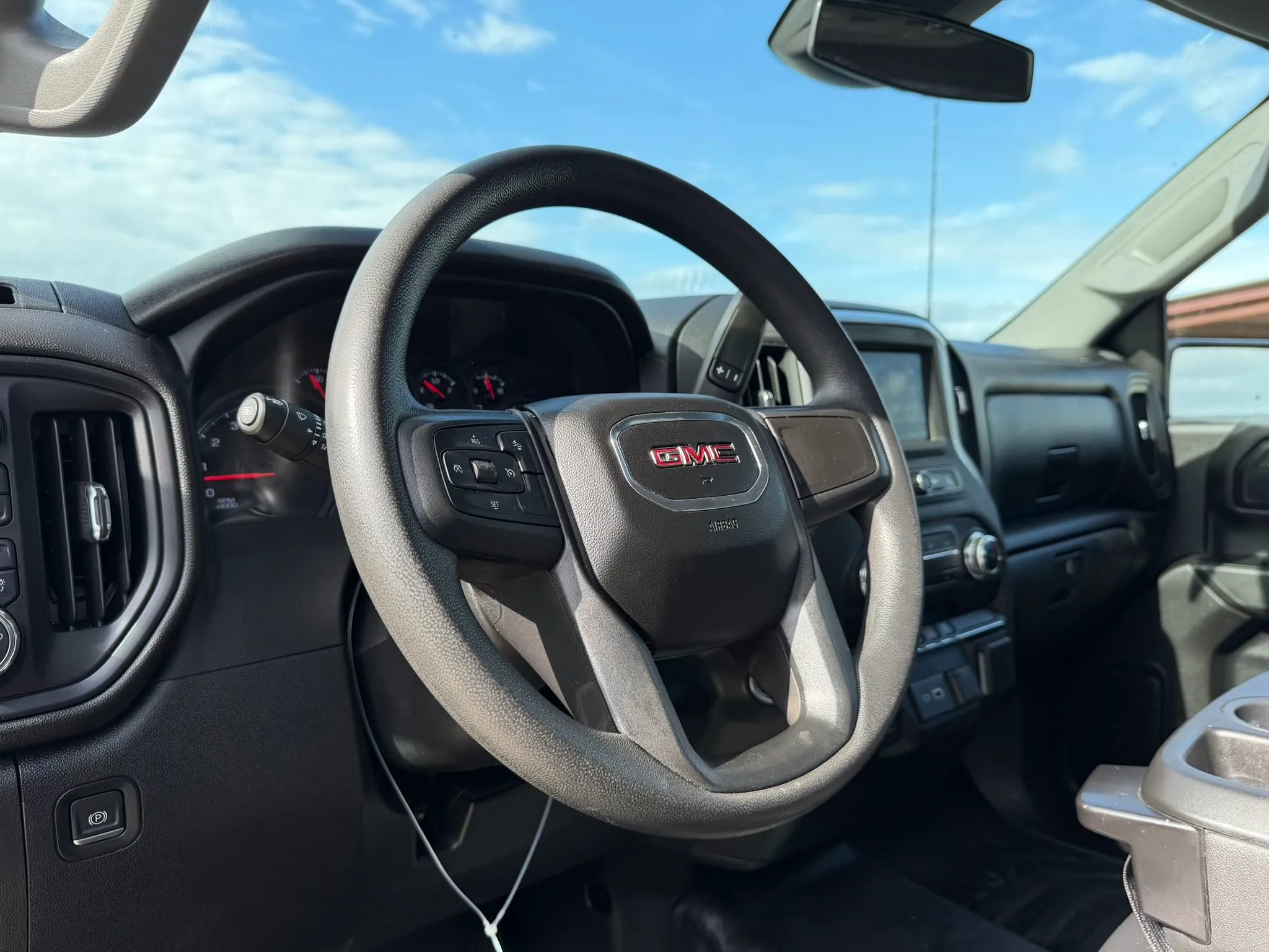 Used 2024 GMC Sierra 2500 Pro w/ Convenience Package AWD/4WD image 13
