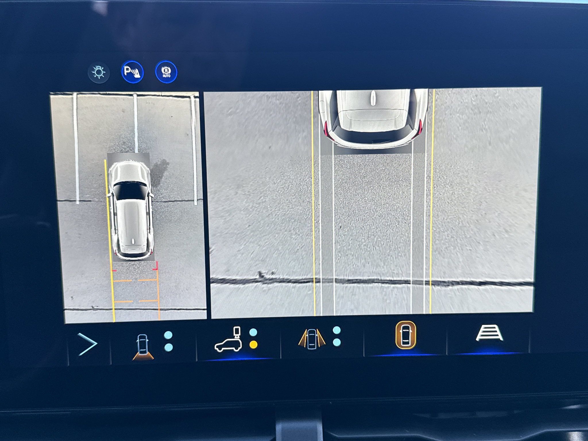 New 2027 Chevrolet Equinox RS AWD/4WD image 27