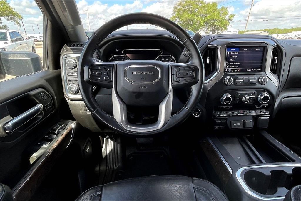 Used 2023 GMC Sierra 2500 Denali w/ Denali Ultimate Package AWD/4WD image 8