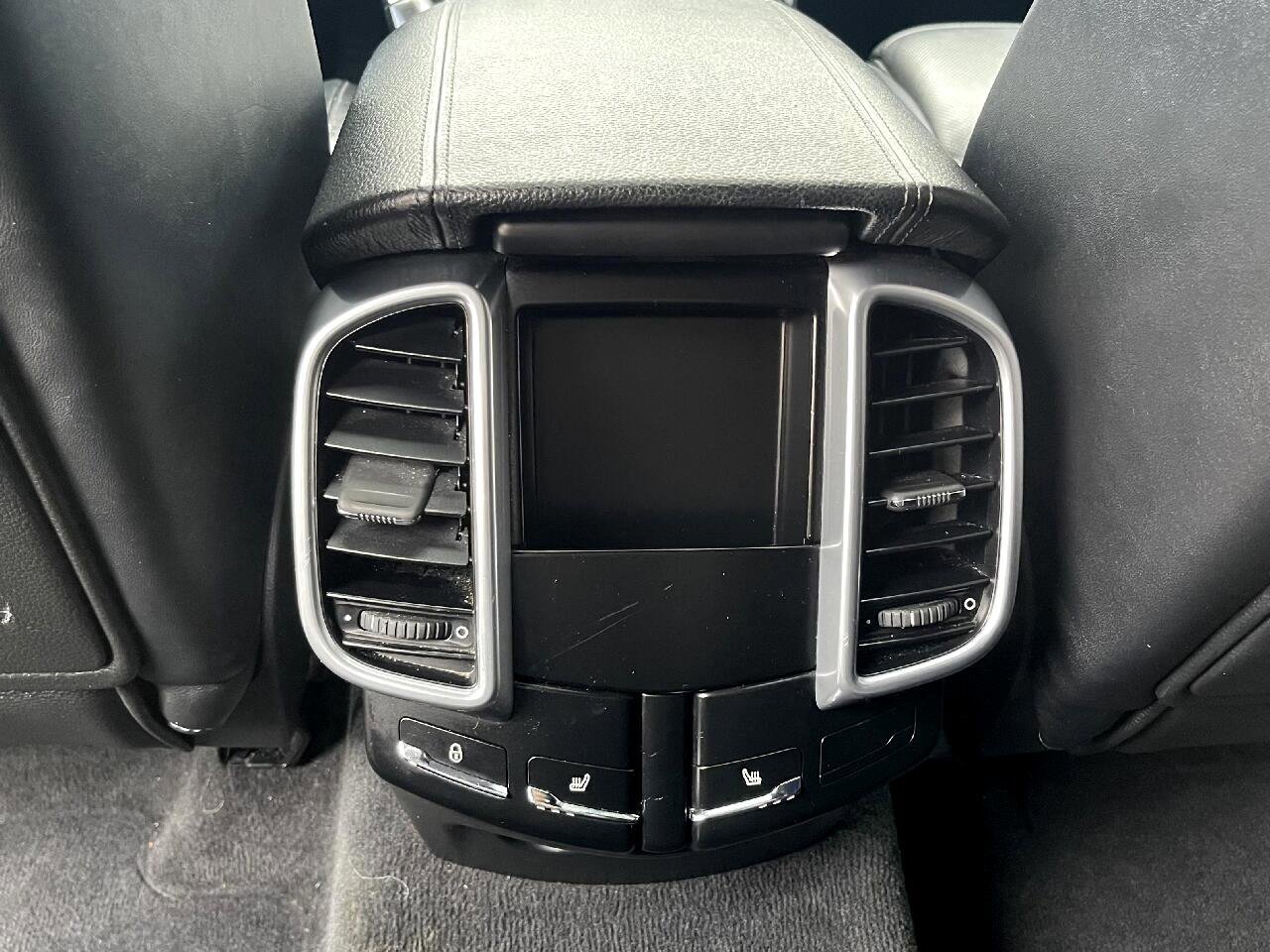 Used 2014 Porsche Cayenne Base image 13