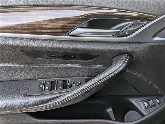 Used 2018 BMW 530e xDrive image 15