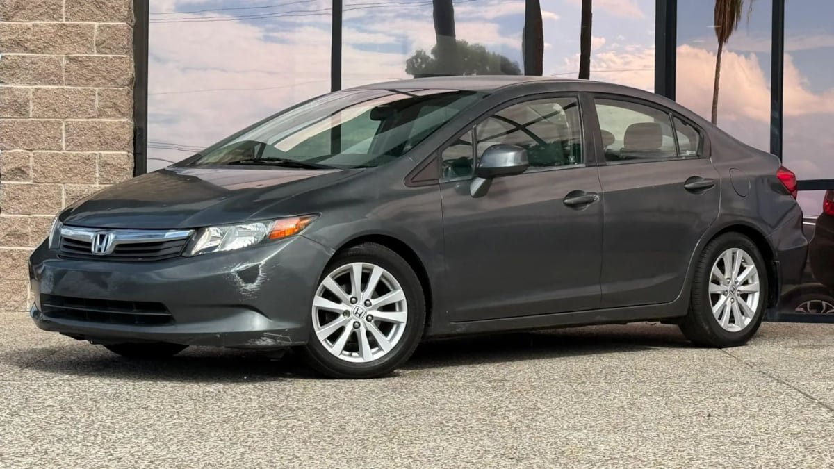 Used 2012 Honda Civic LX image 2