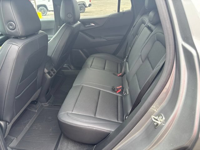 New 2026 Chevrolet Equinox LT w/ Convenience Package II AWD/4WD image 18