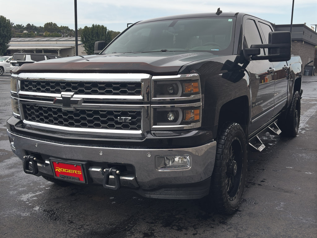 Used 2014 Chevrolet Silverado 1500 LTZ w/ LTZ Plus Package AWD/4WD image 3
