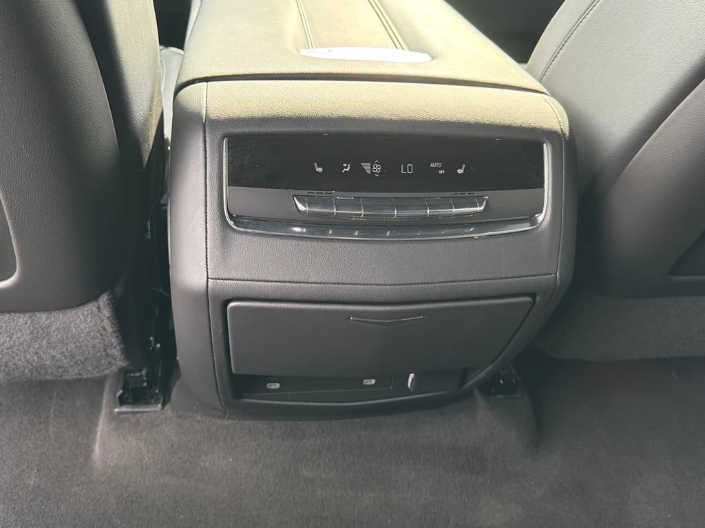 Certified 2023 Cadillac Escalade Premium Luxury AWD/4WD image 12