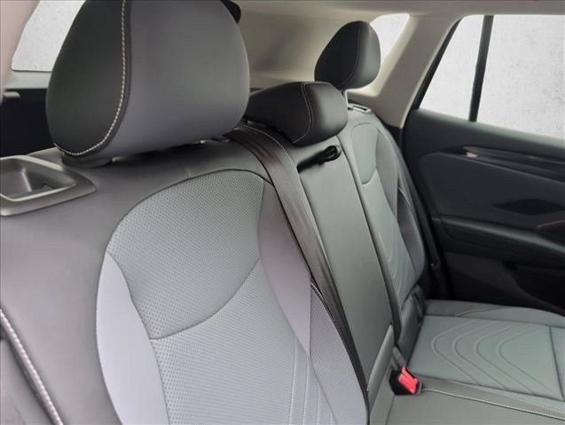 Used 2025 Volkswagen Tiguan SE FWD image 22
