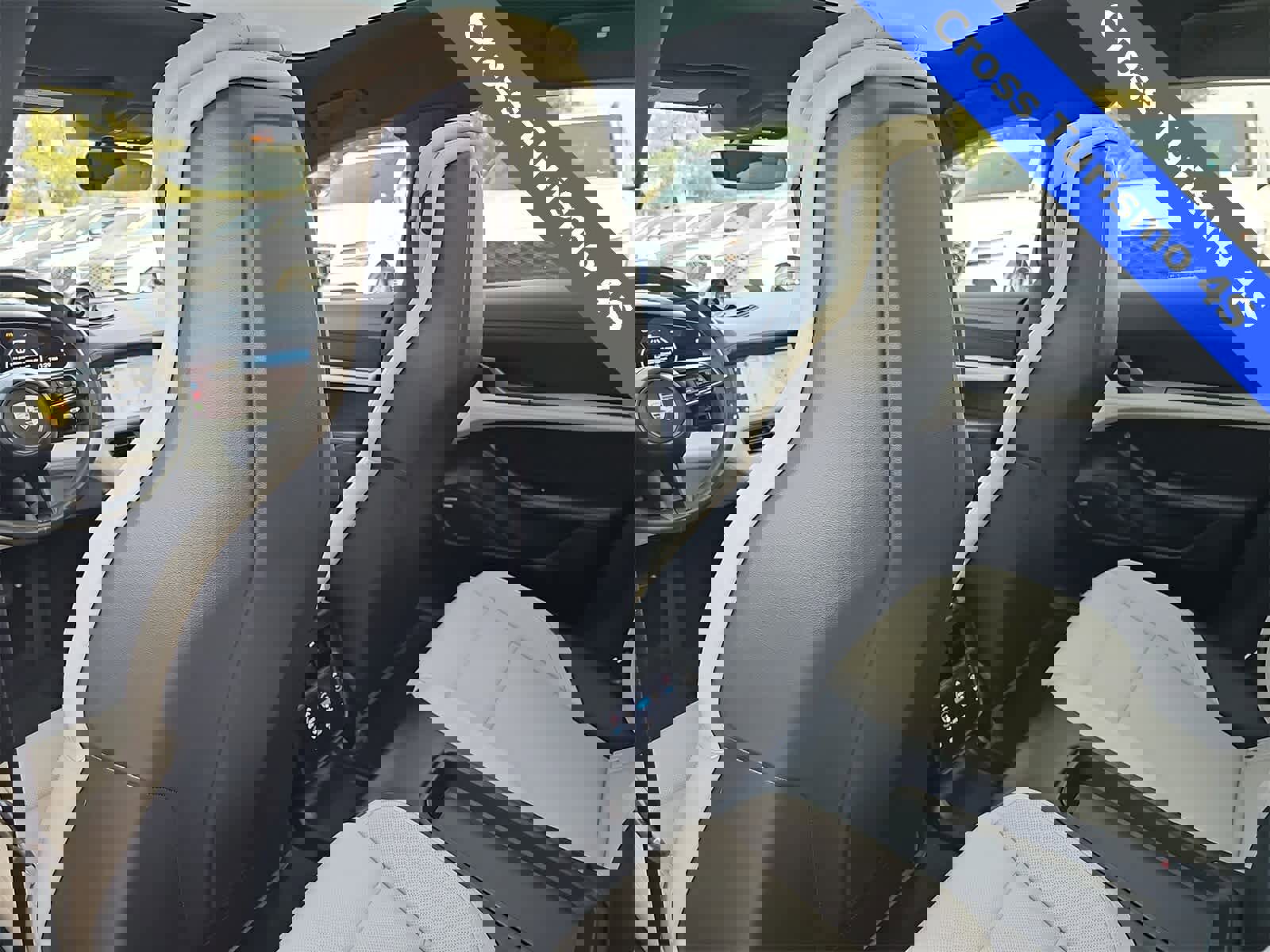 Used 2023 Porsche Taycan 4S image 15