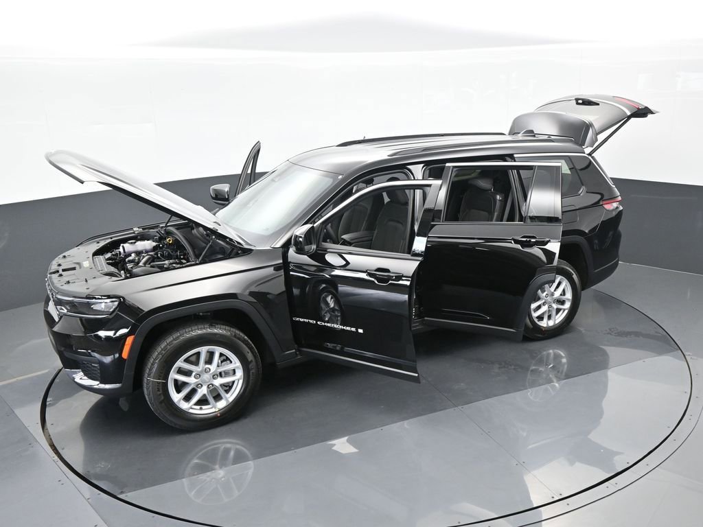 Used 2024 Jeep Grand Cherokee L Laredo w/ Luxury Tech Group I image 52