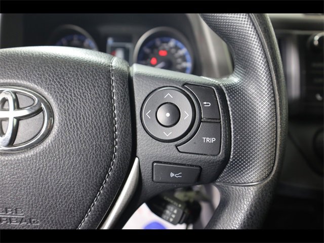 Used 2017 Toyota RAV4 LE image 17