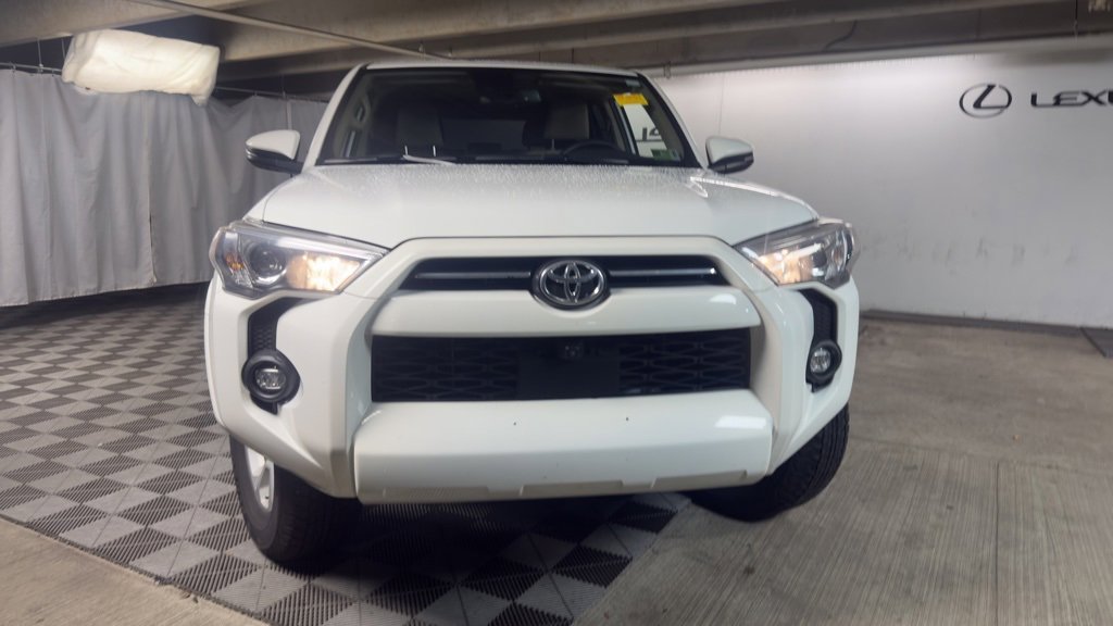 Used 2024 Toyota 4Runner SR5 Premium image 2