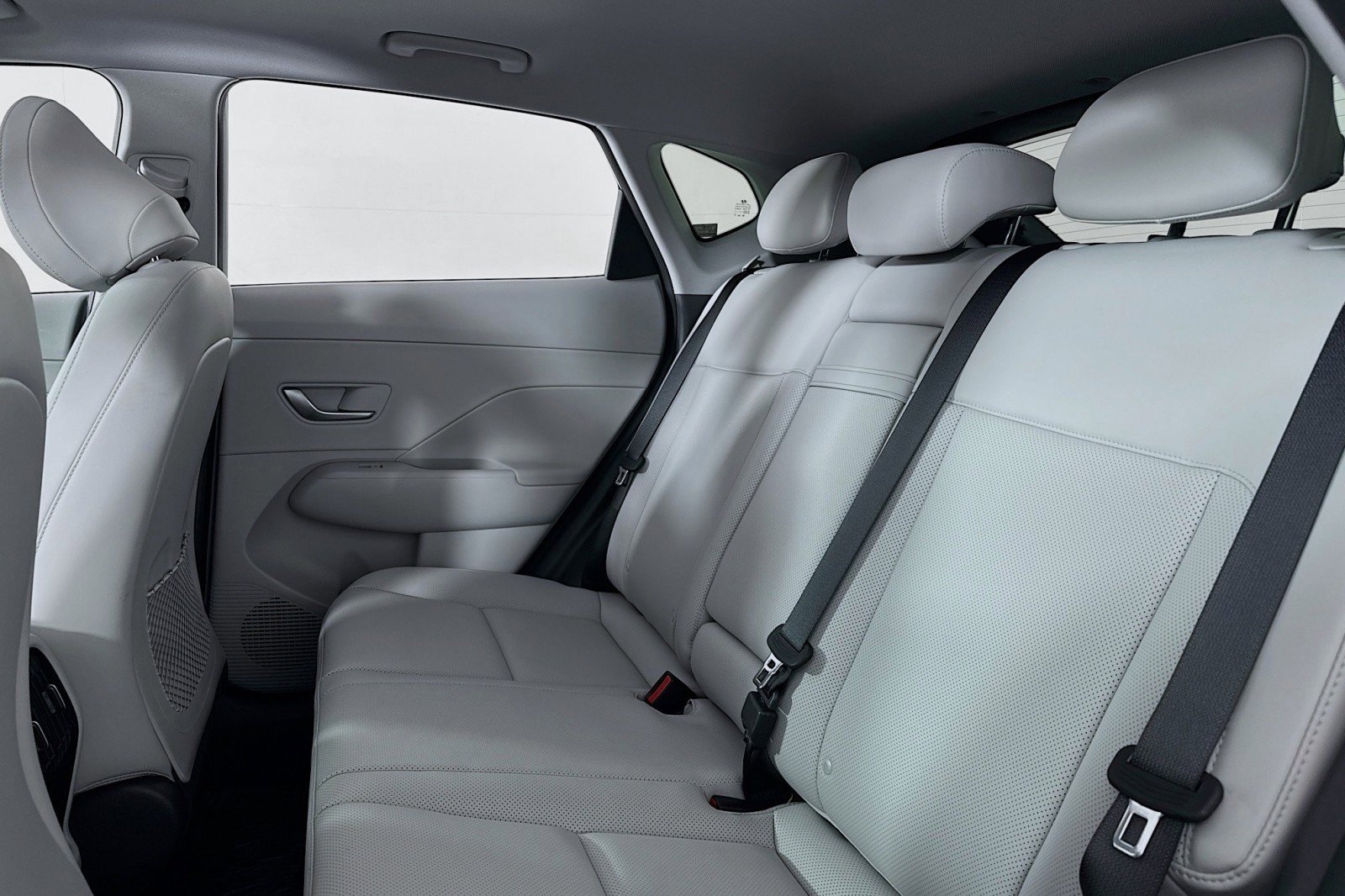 Used 2025 Hyundai Kona Limited image 8