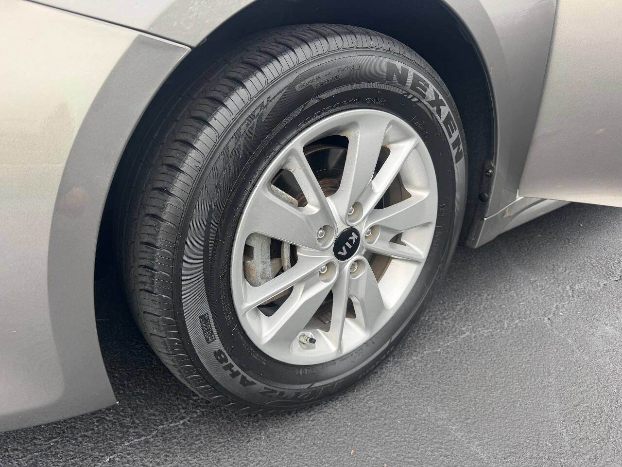 Used 2016 Kia Optima LX image 18