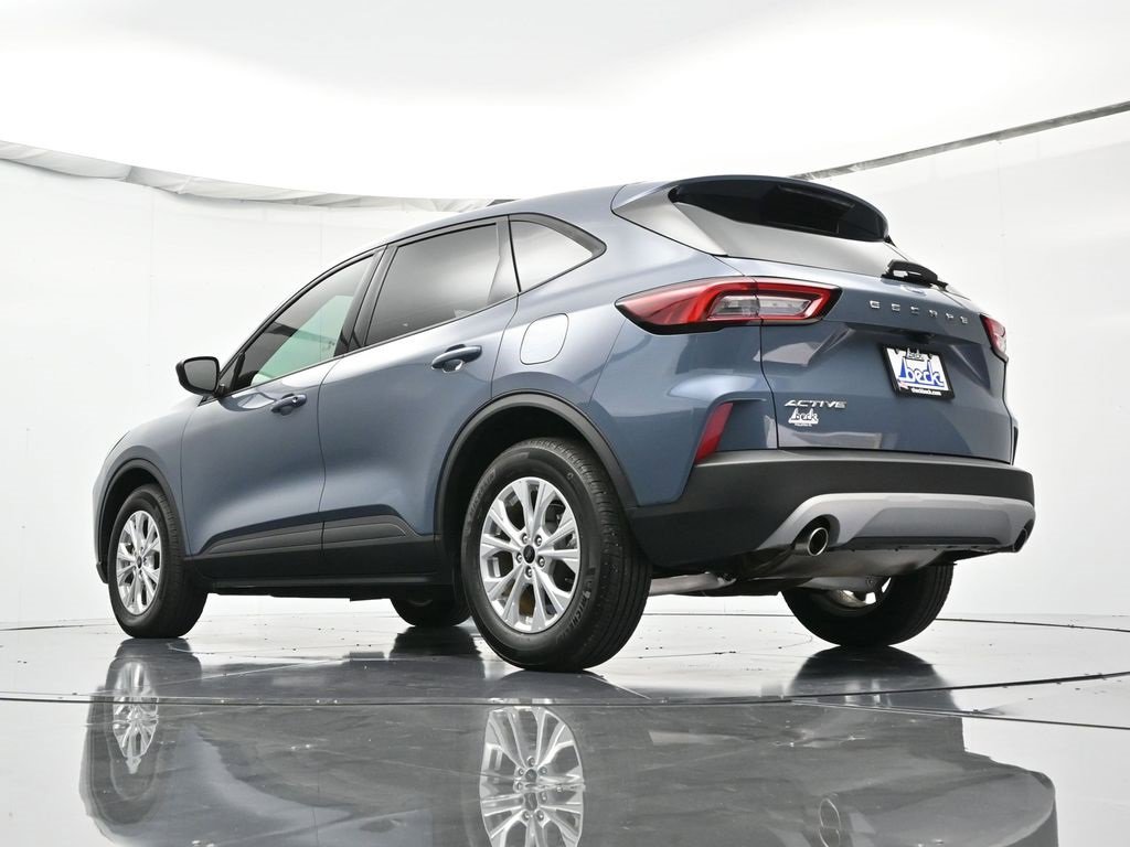 Certified 2025 Ford Escape Active image 48