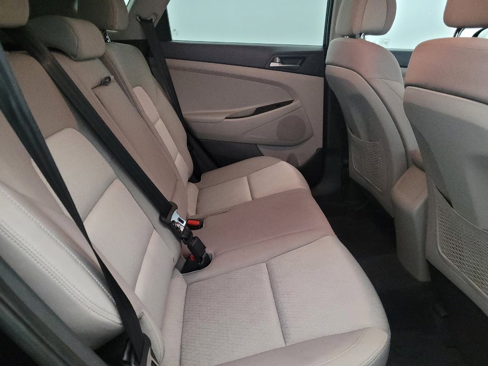 Used 2016 Hyundai Tucson SE w/ Option Group 02 image 19