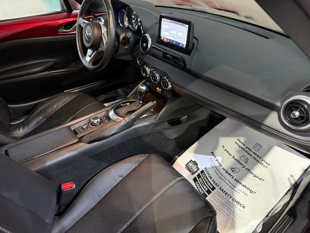 Used 2021 MAZDA MX-5 Miata RF Grand Touring image 26