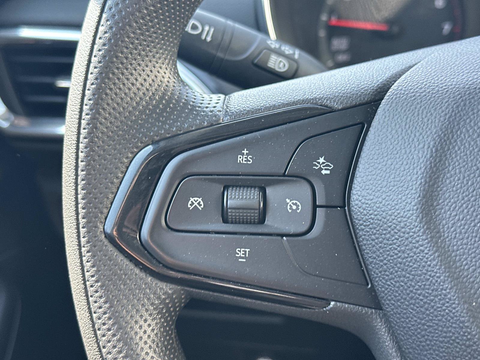 Certified 2023 Chevrolet TrailBlazer LT FWD image 21