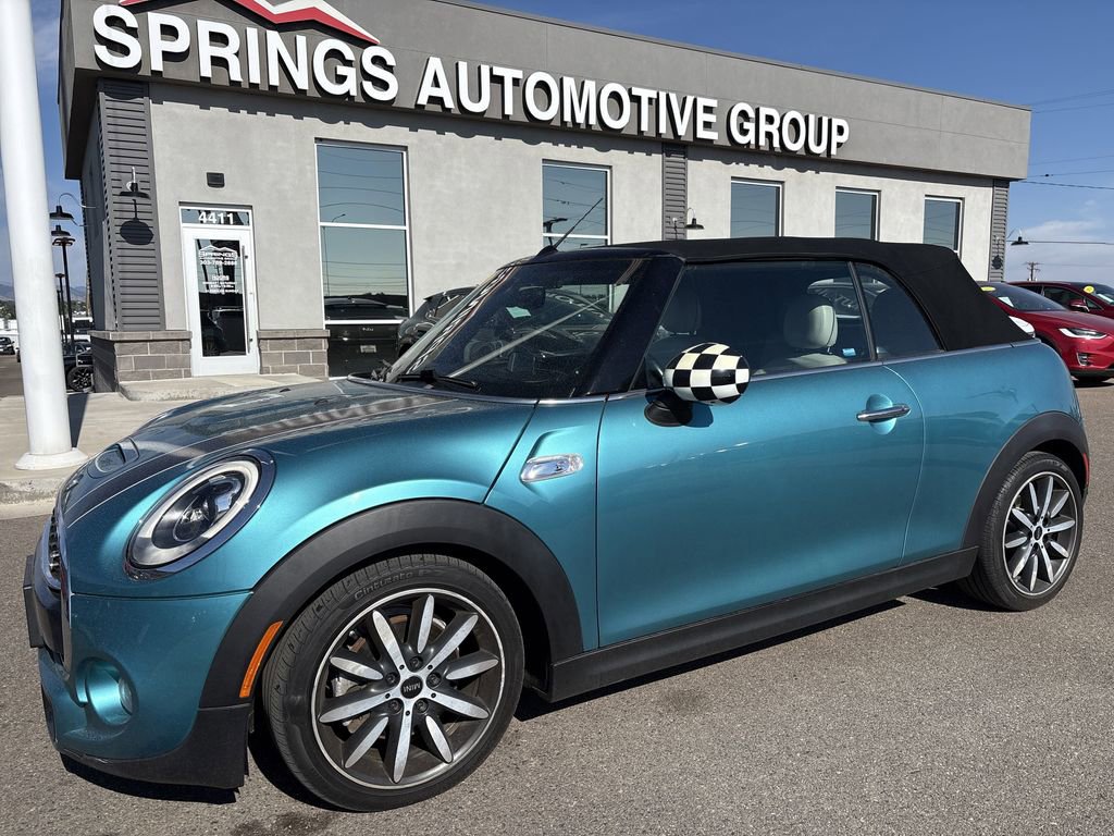 Used 2016 MINI Cooper S image 1