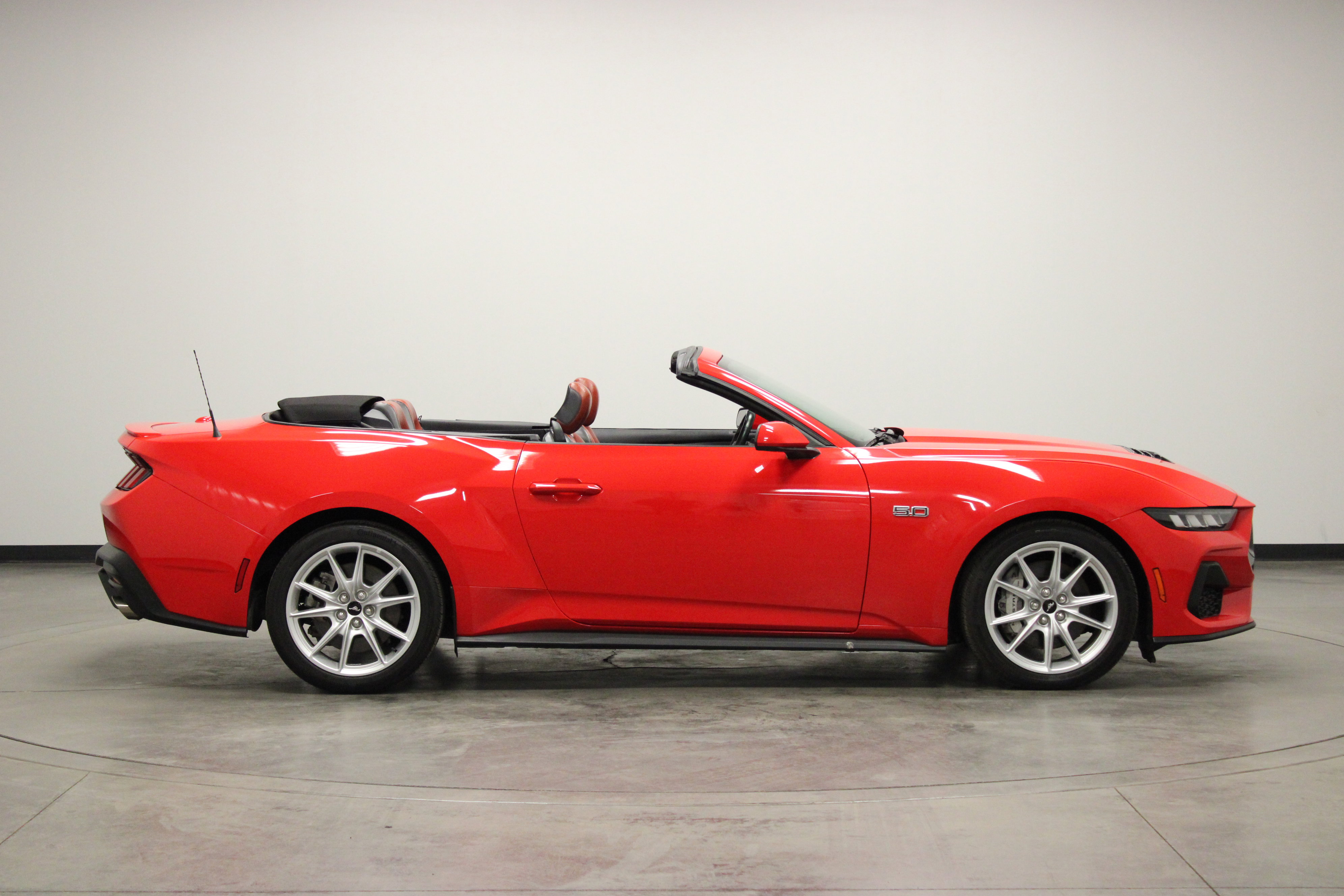 Used 2024 Ford Mustang GT Premium image 18