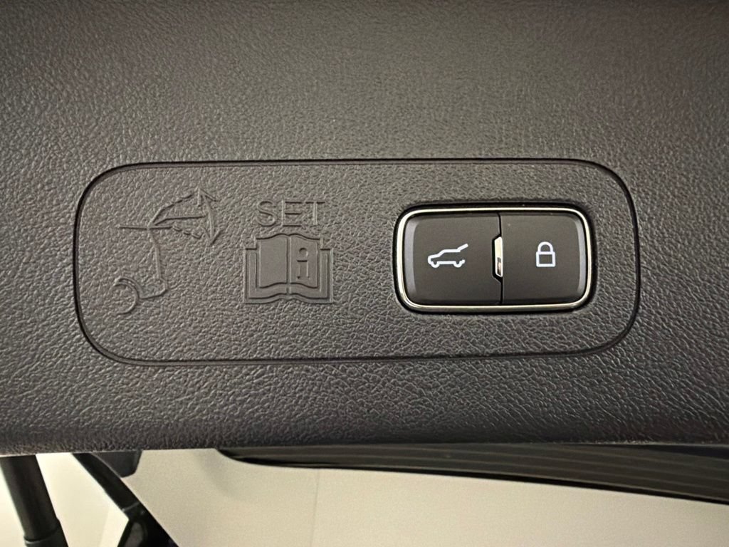 New 2026 Lincoln Aviator Reserve w/ Jet Appearance Package AWD/4WD image 41