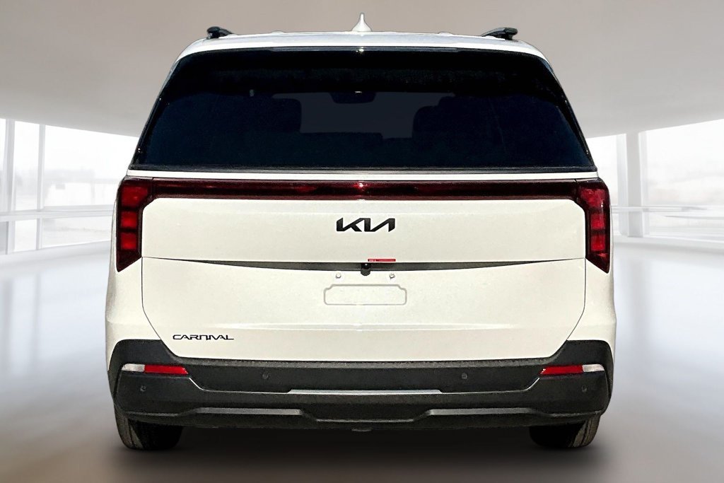 New 2027 Kia Carnival SX FWD image 4