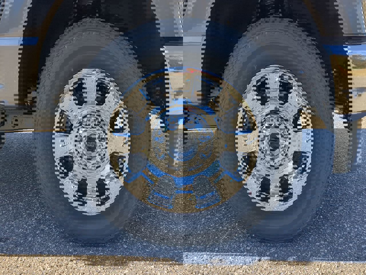 New 2026 Ford F250 Lariat w/ Lariat Premium Package image 9