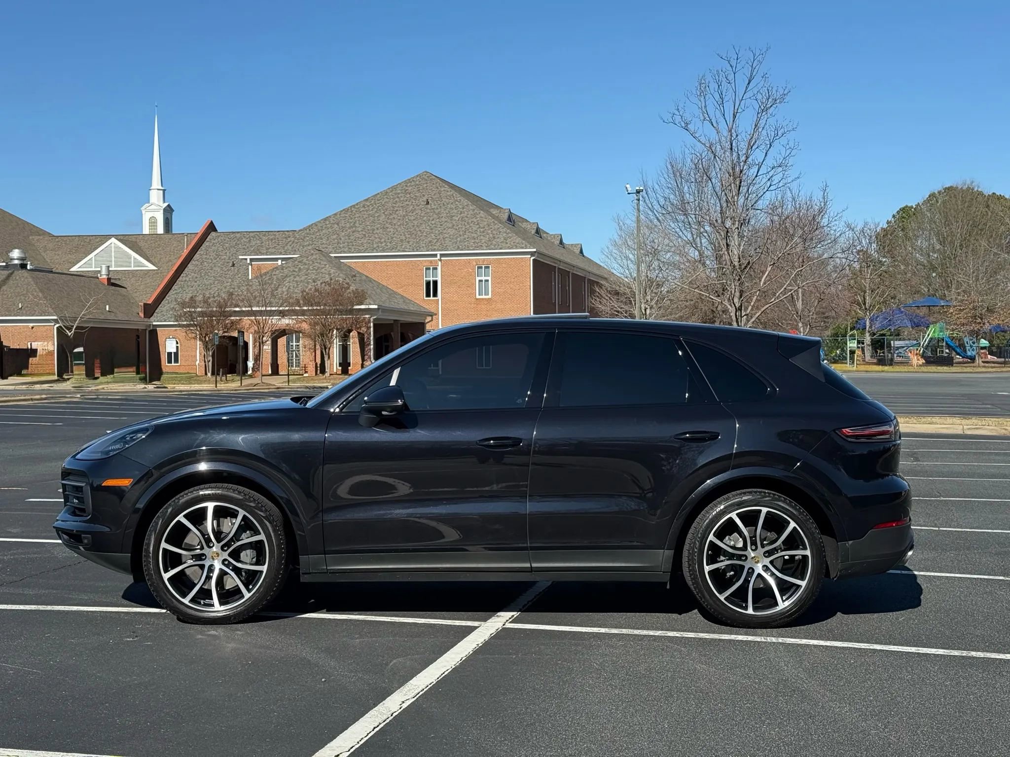 Used 2019 Porsche Cayenne S image 2